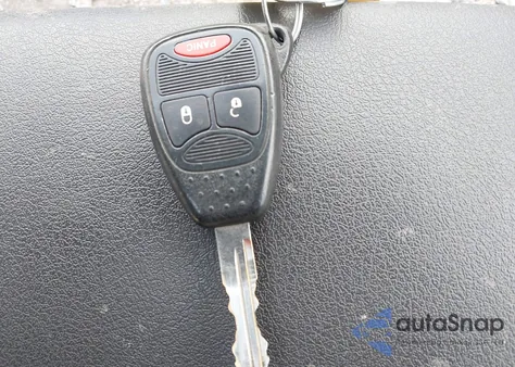 2016 Jeep Compass Sport из США, поврежденный, VIN 1C4NJDBB1GD687128